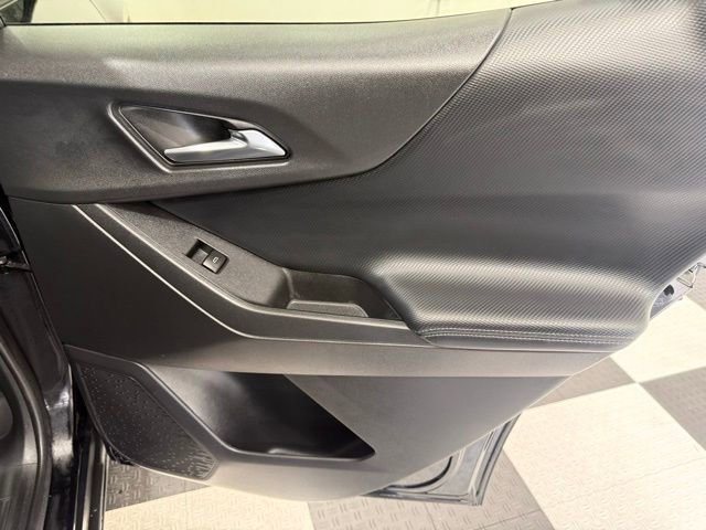 Used 2025 Chevrolet Equinox LT image 24