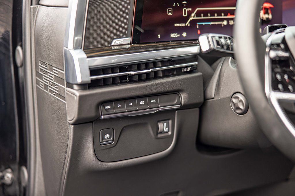 Used 2025 Cadillac Escalade Luxury image 22