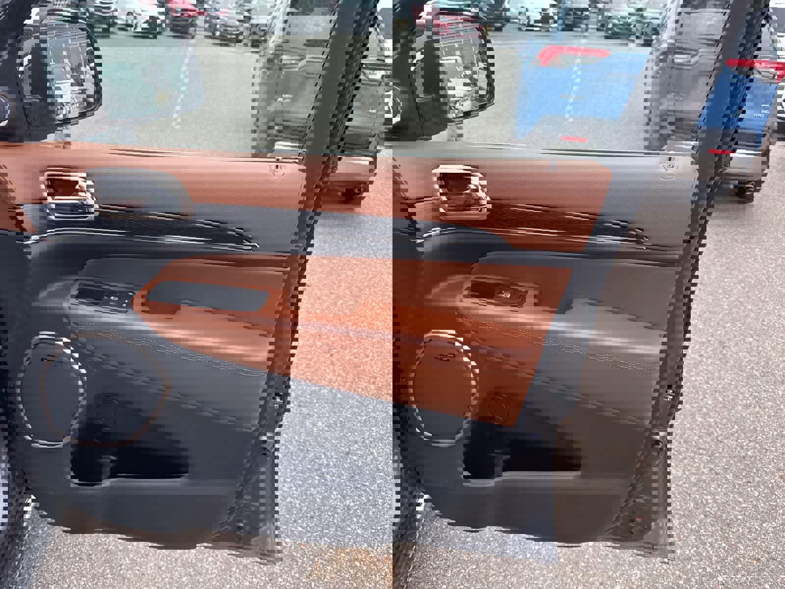 Used 2016 Jeep Grand Cherokee Summit image 27