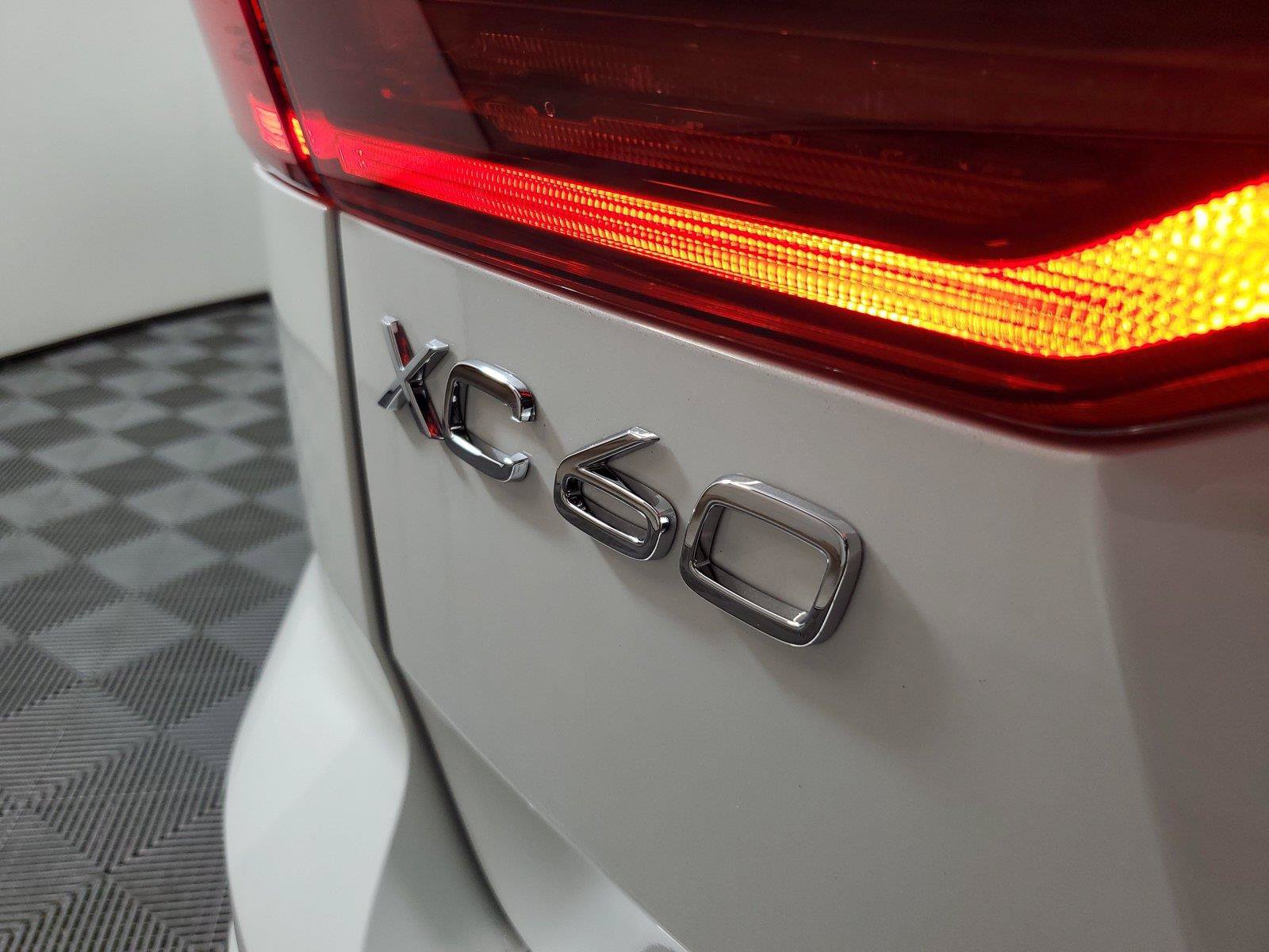 New 2027 Volvo XC60 B5 Core AWD/4WD image 8