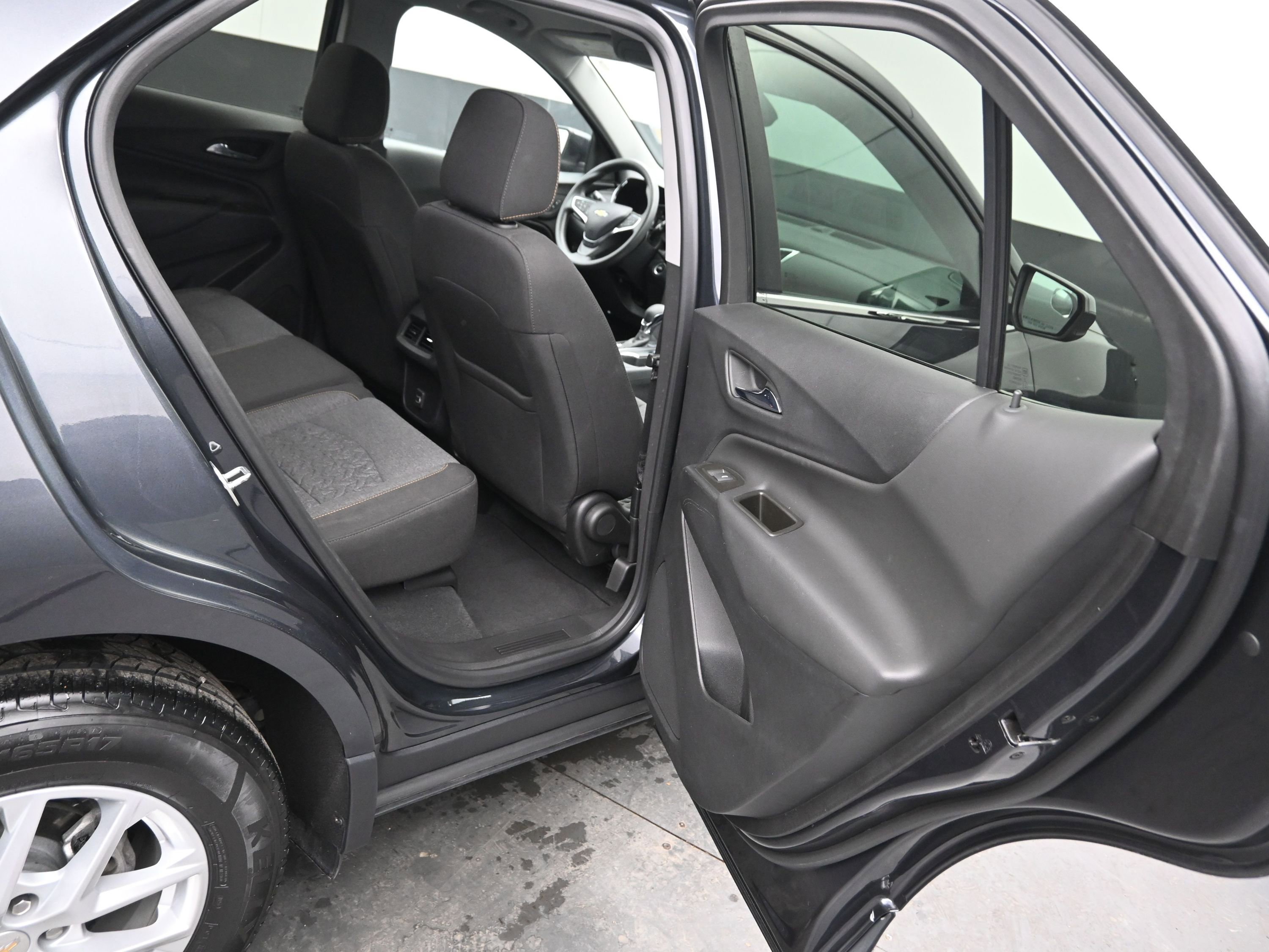 Used 2023 Chevrolet Equinox LT image 12