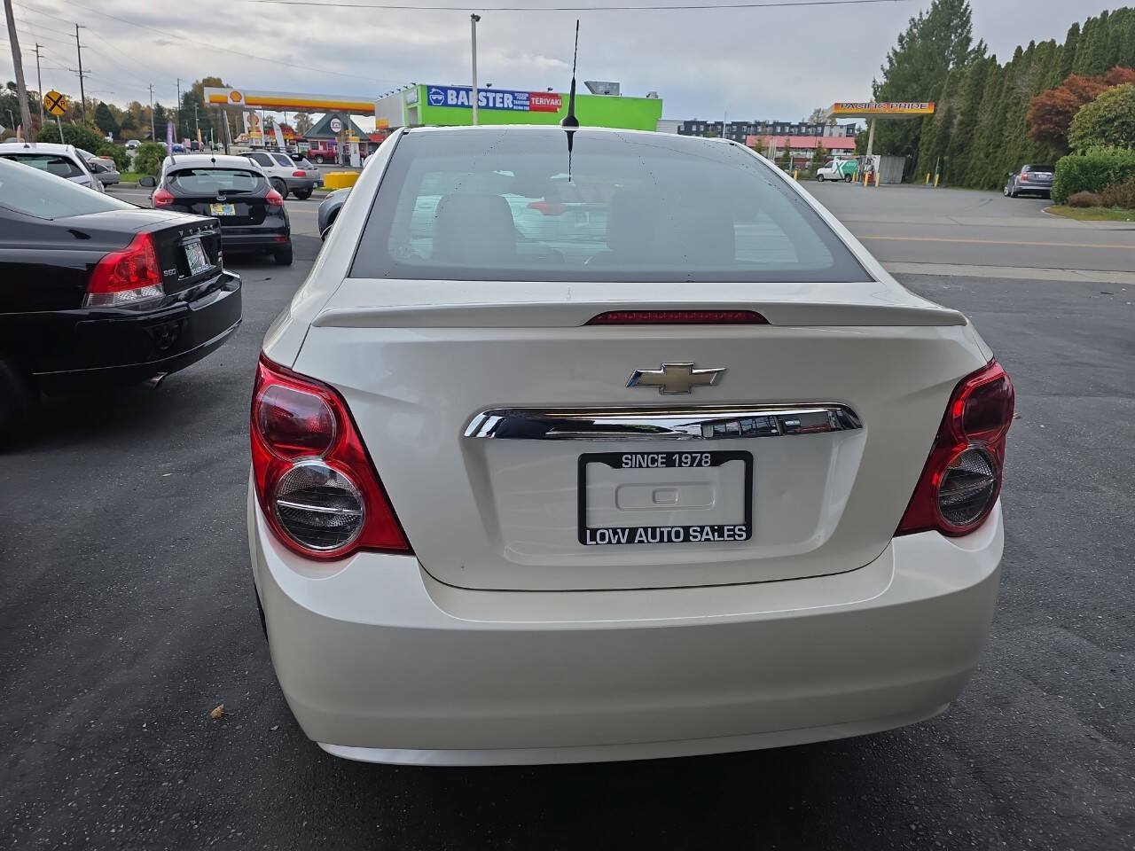 Used 2013 Chevrolet Sonic LTZ FWD image 8