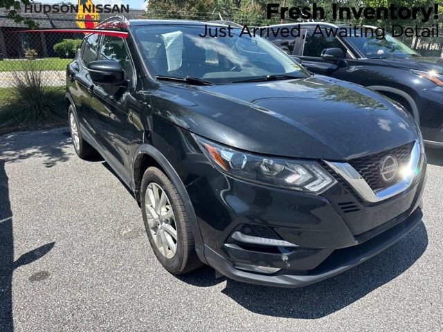 Used 2021 Nissan Rogue Sport SV AWD/4WD image 1