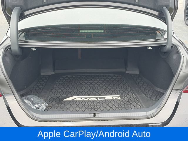 Used 2019 Toyota Avalon Limited FWD image 8