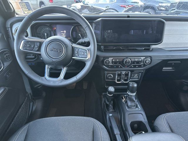 Certified 2025 Jeep Wrangler Unlimited Sahara w/ Safety Group image 25