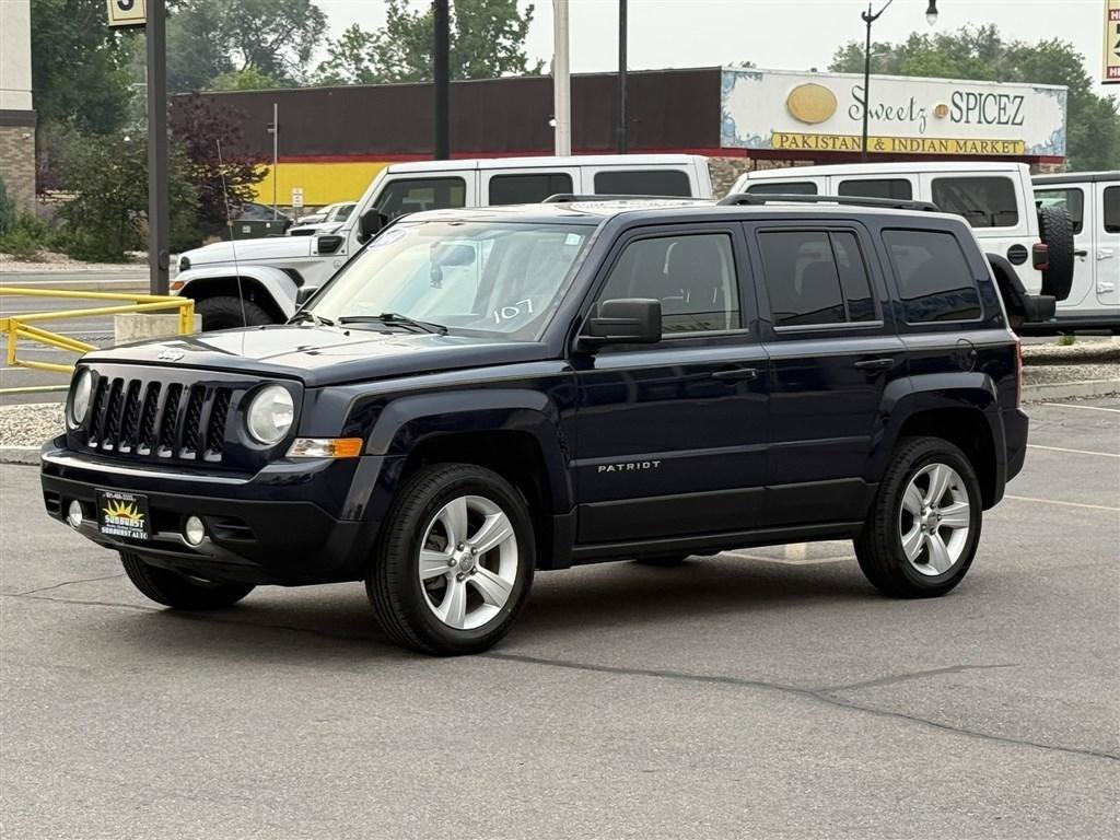 Used 2014 Jeep Patriot Limited w/ Sun/Sound Group AWD/4WD image 3
