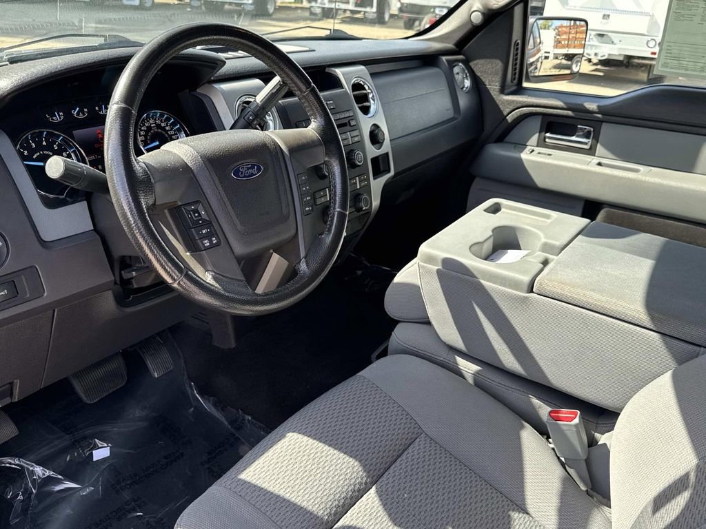 Used 2012 Ford F150 XLT w/ XLT Chrome Pkg image 15