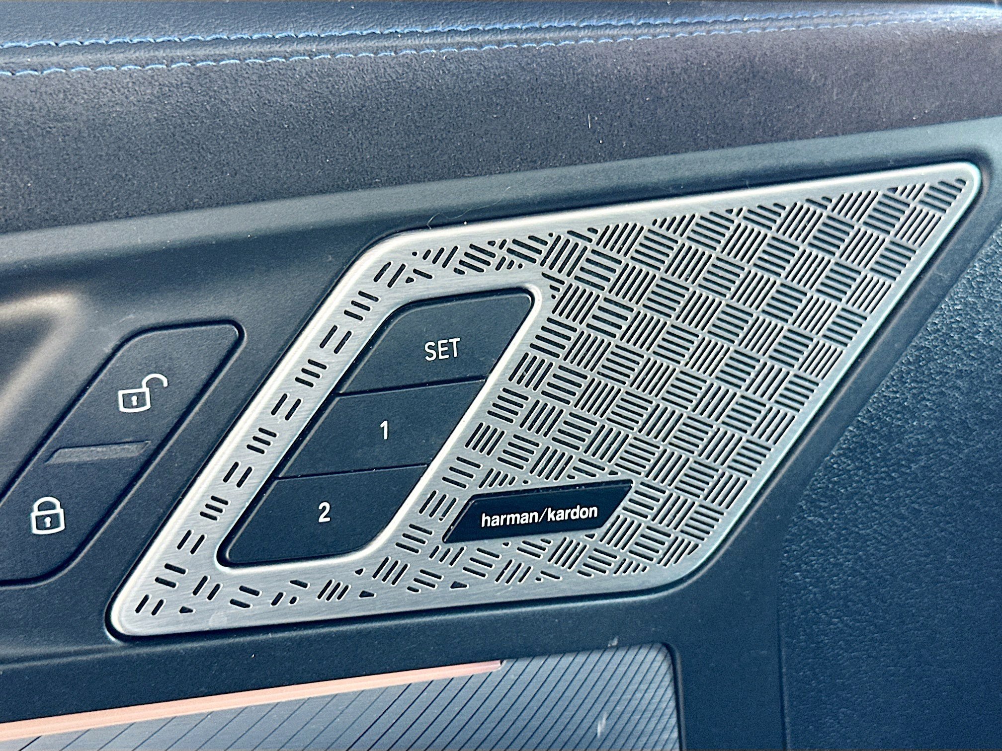 Used 2024 BMW X2 M35i image 18