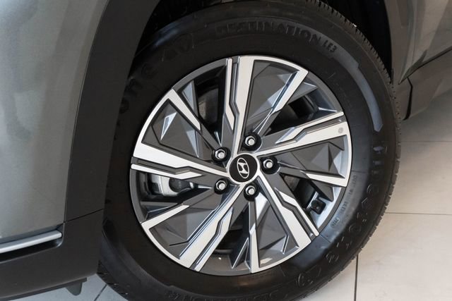 Used 2024 Hyundai Tucson Blue image 2