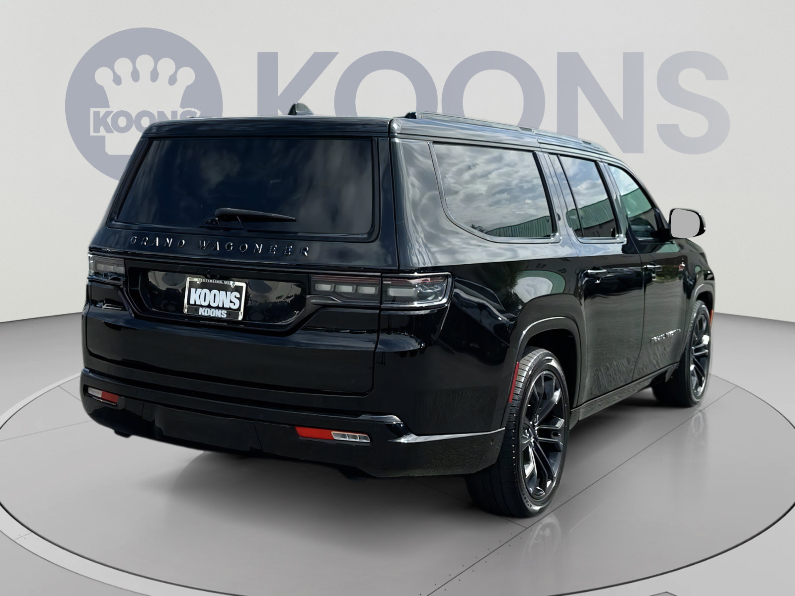 Used 2024 Jeep Grand Wagoneer L Series II w/ Quick Order Packagew 28T AWD/4WD image 11