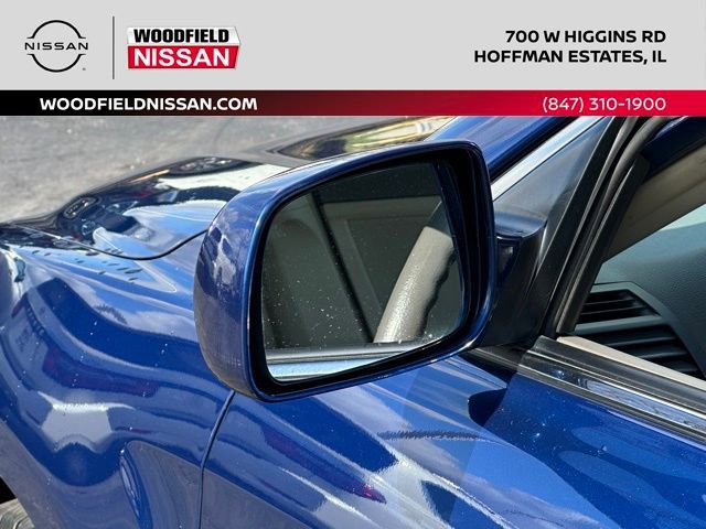 Used 2011 Toyota Camry LE image 12