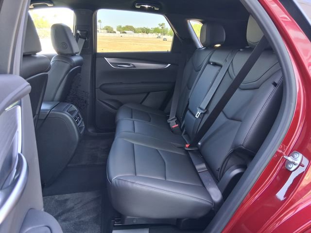 New 2026 Cadillac XT5 Luxury w/ LPO, Premium Carpet Package image 21
