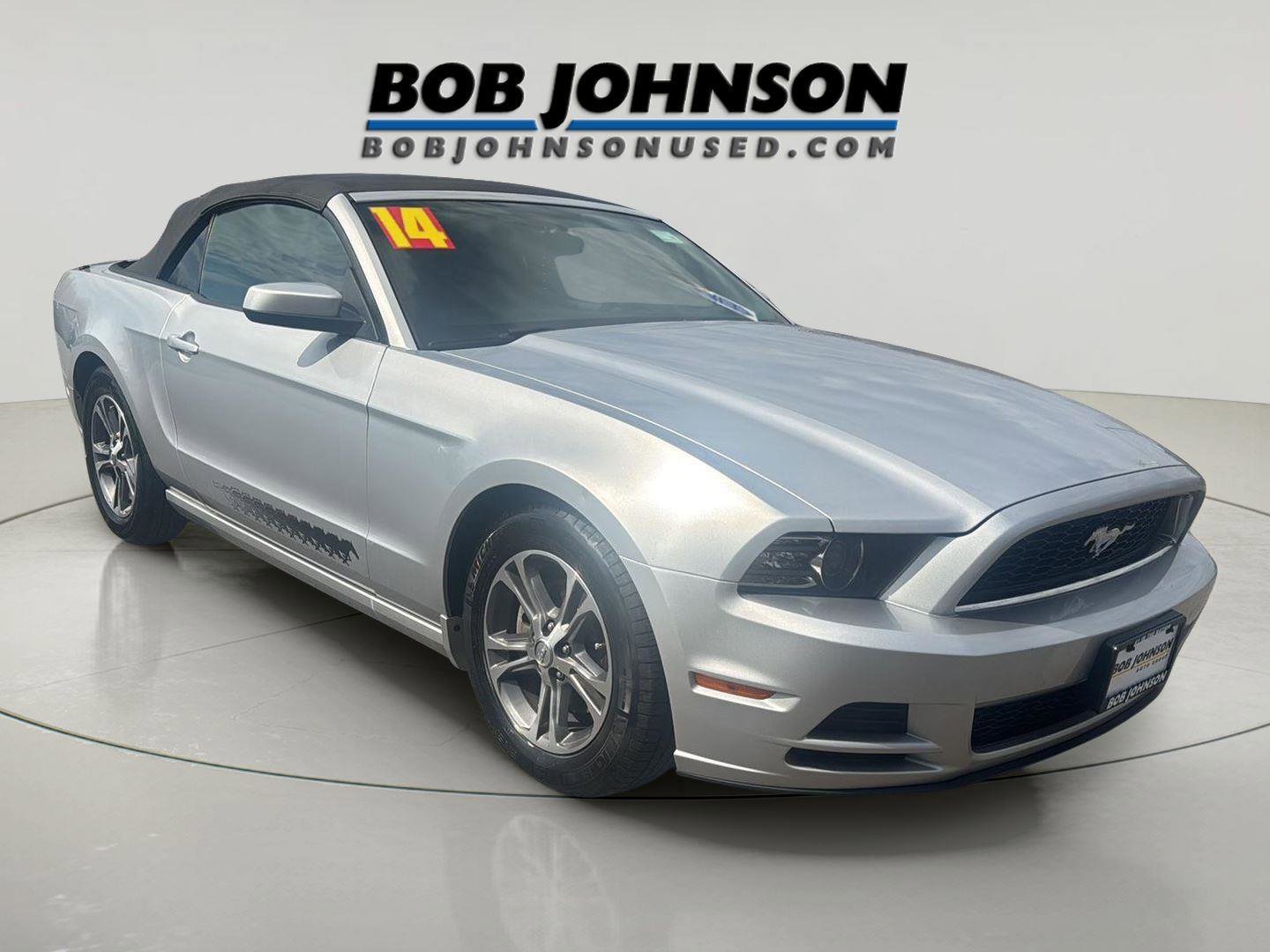 Used 2014 Ford Mustang Premium RWD image 1
