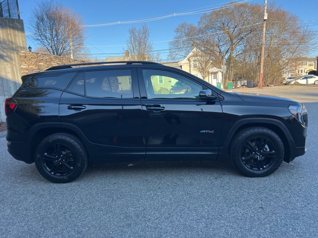 Used 2022 GMC Terrain AT4 w/ Infotainment Package II image 7