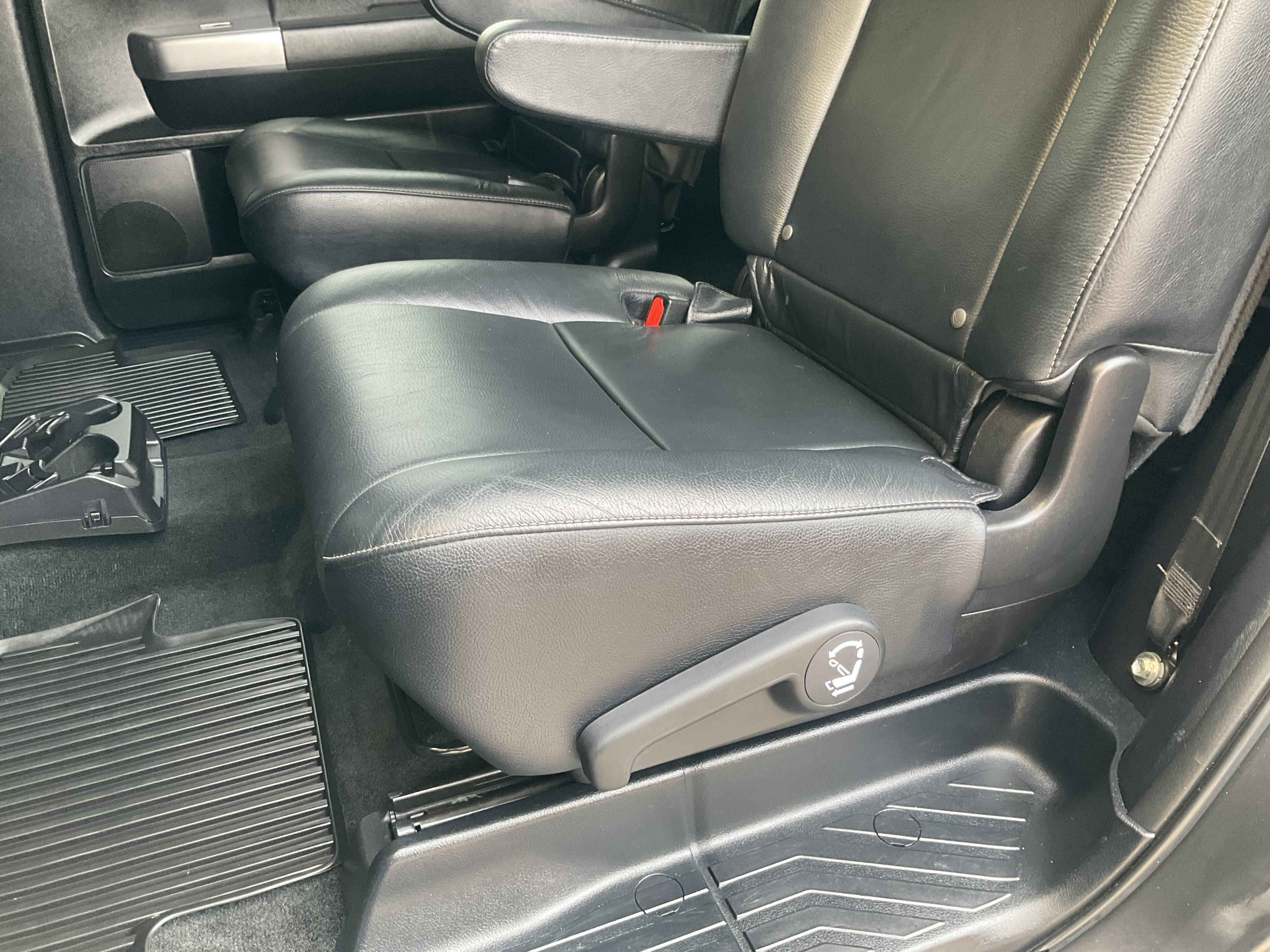 Used 2018 Toyota Sequoia TRD Sport AWD/4WD image 38