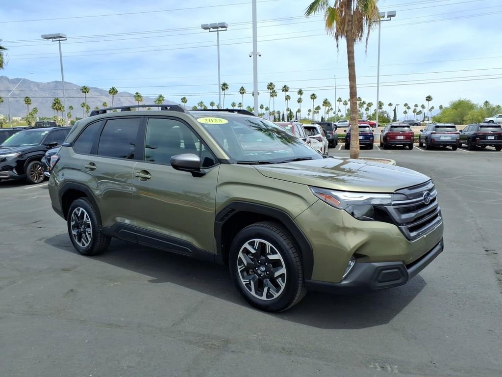 Certified 2025 Subaru Forester Premium AWD/4WD image 31