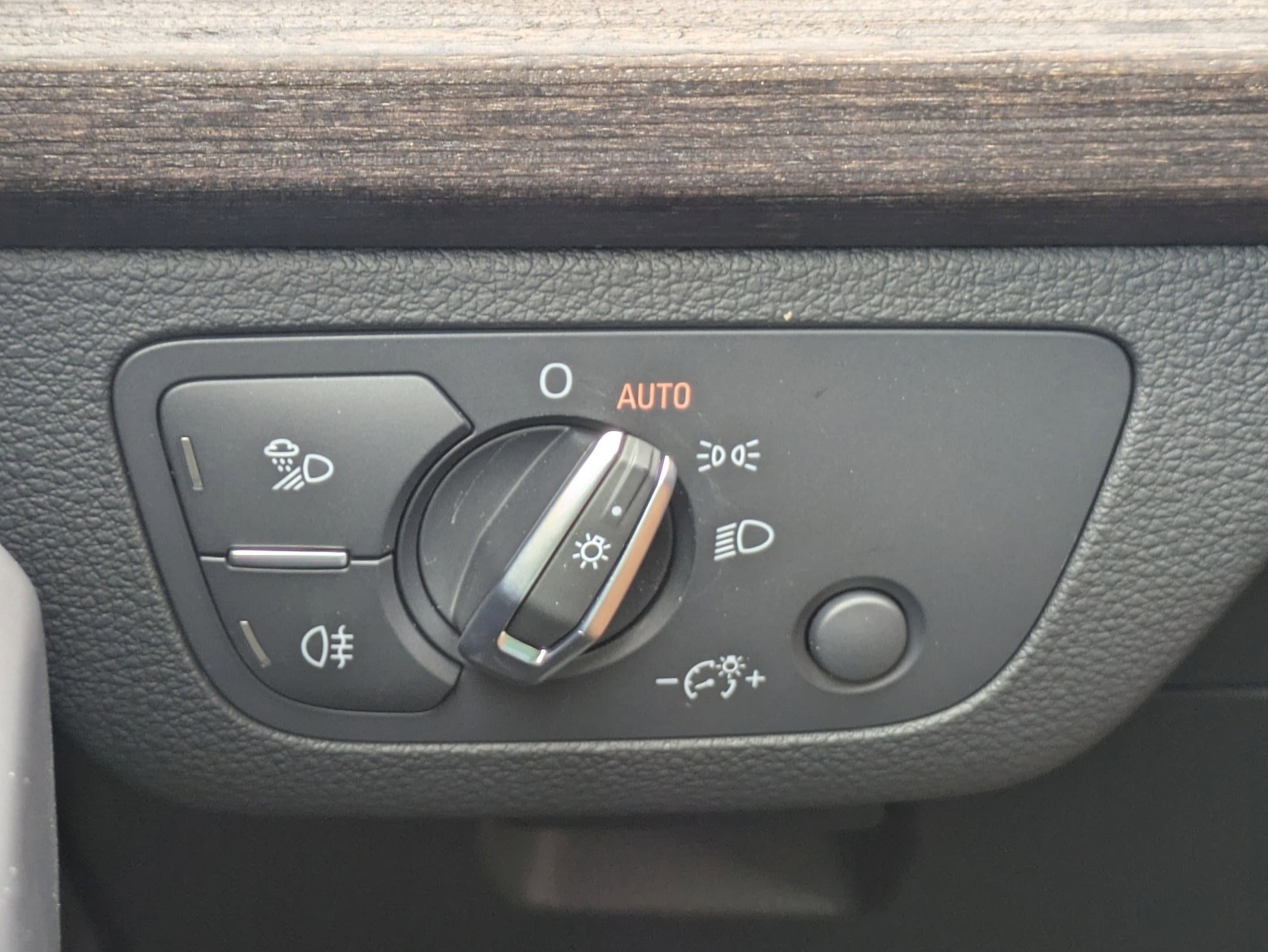 New 2025 Audi Q5 2.0T Premium Plus image 18