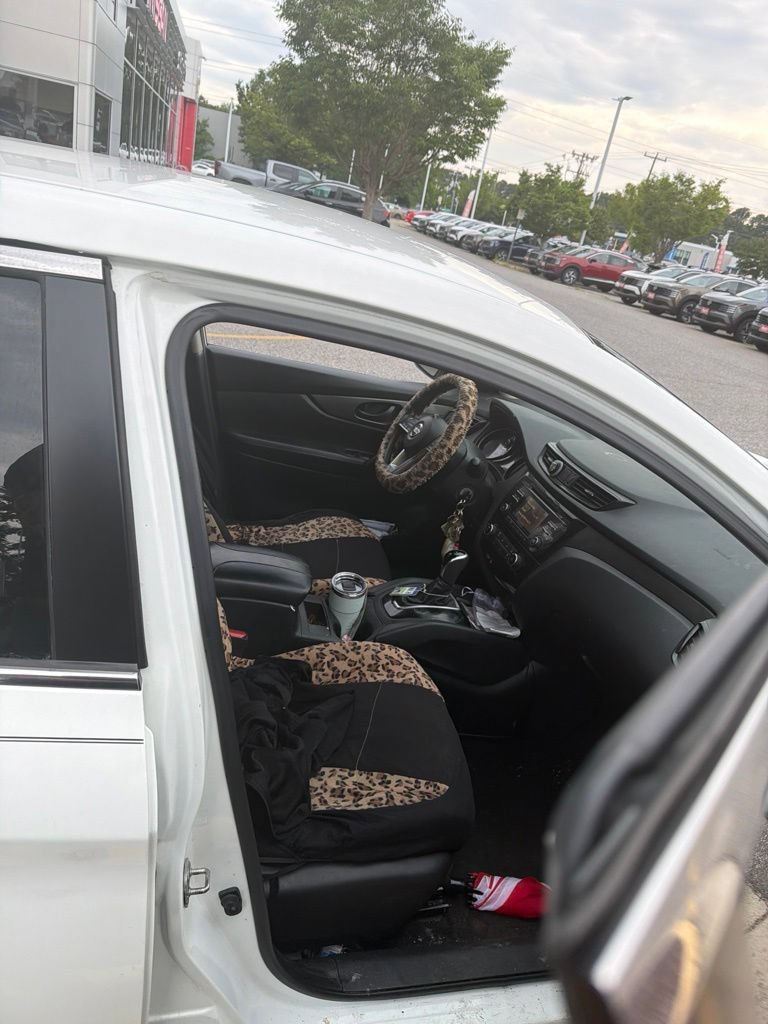 Used 2018 Nissan Rogue Sport S AWD/4WD image 10