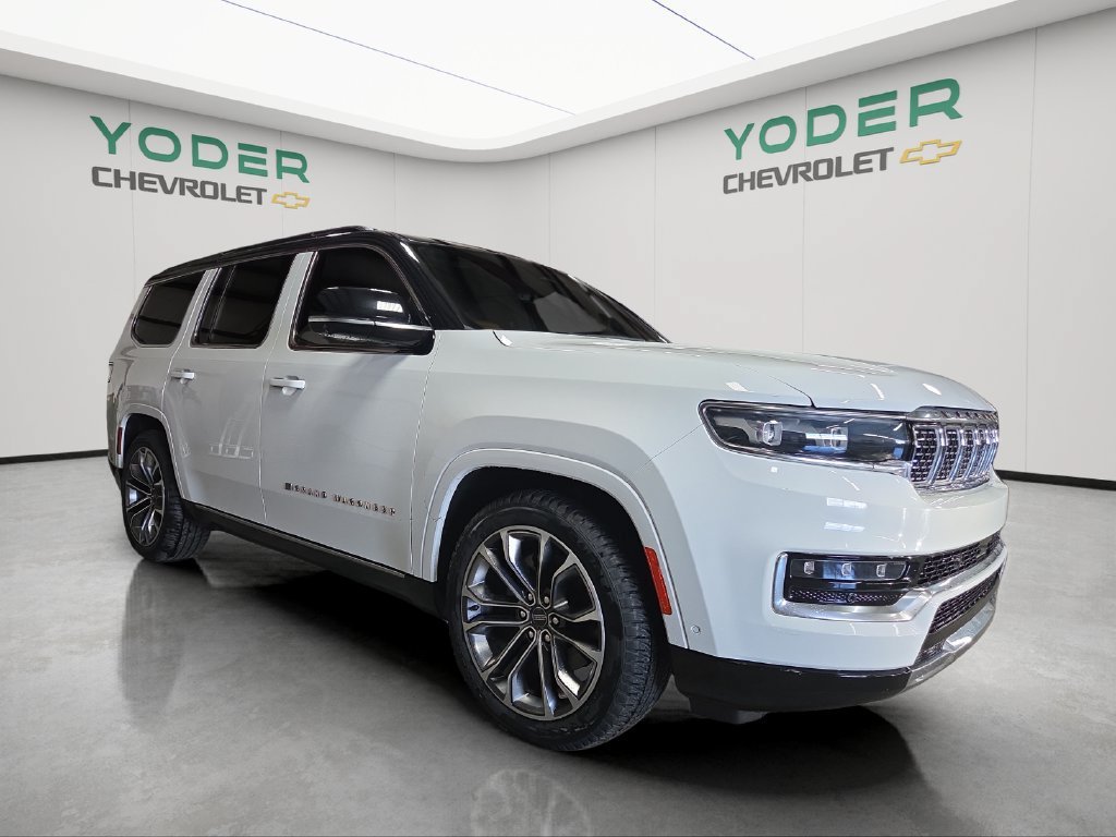 Used 2023 Jeep Grand Wagoneer Series III AWD/4WD image 2