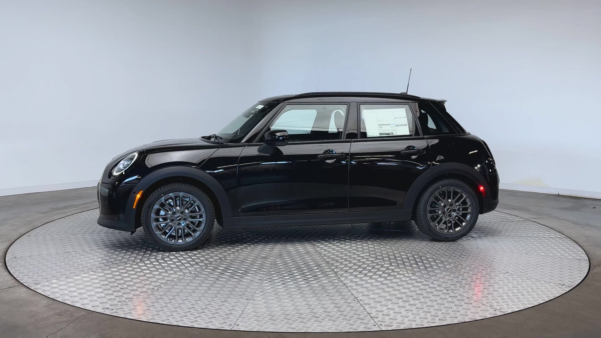 Used 2026 MINI Cooper S FWD image 5