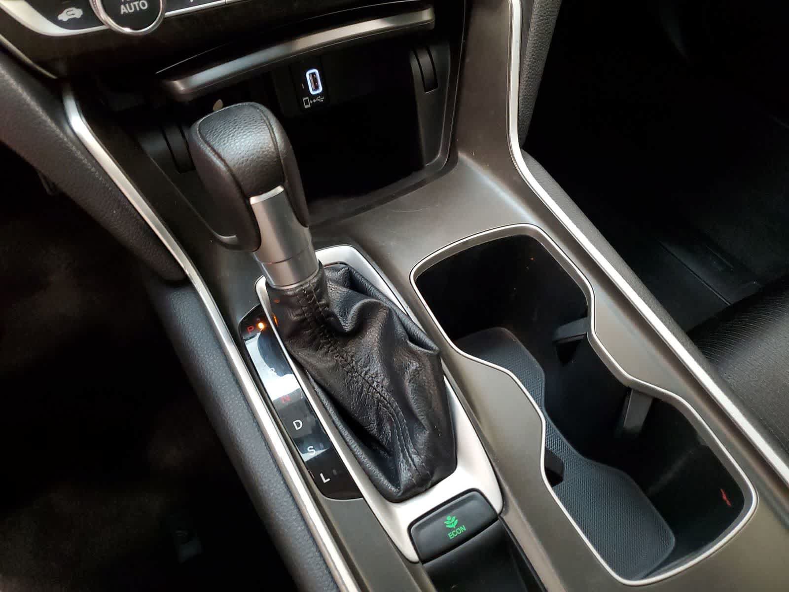 Certified 2019 Honda Accord EX image 9