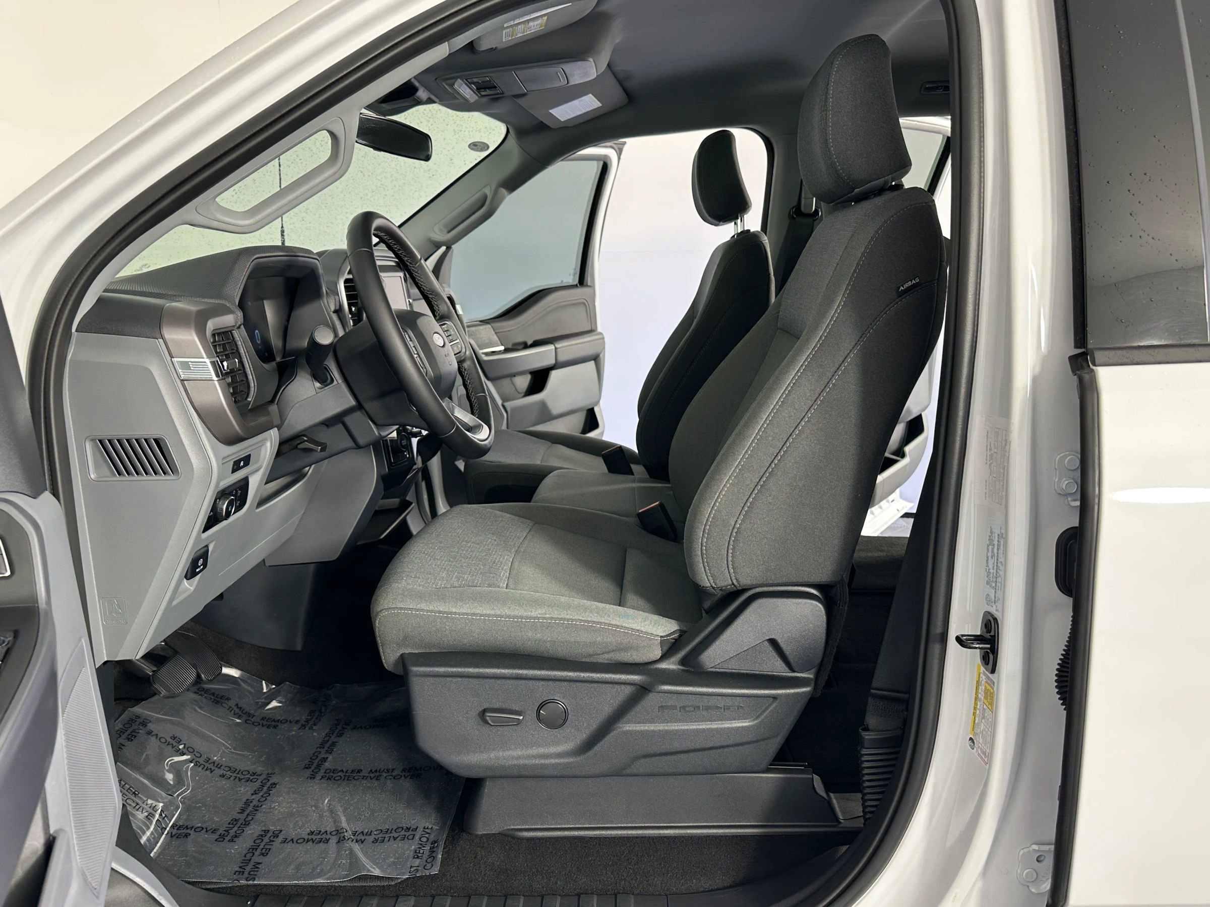 Used 2025 Ford F150 XLT w/ Equipment Group 301A Standard image 23