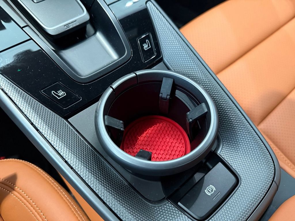 Used 2025 Porsche 911 Carrera image 26