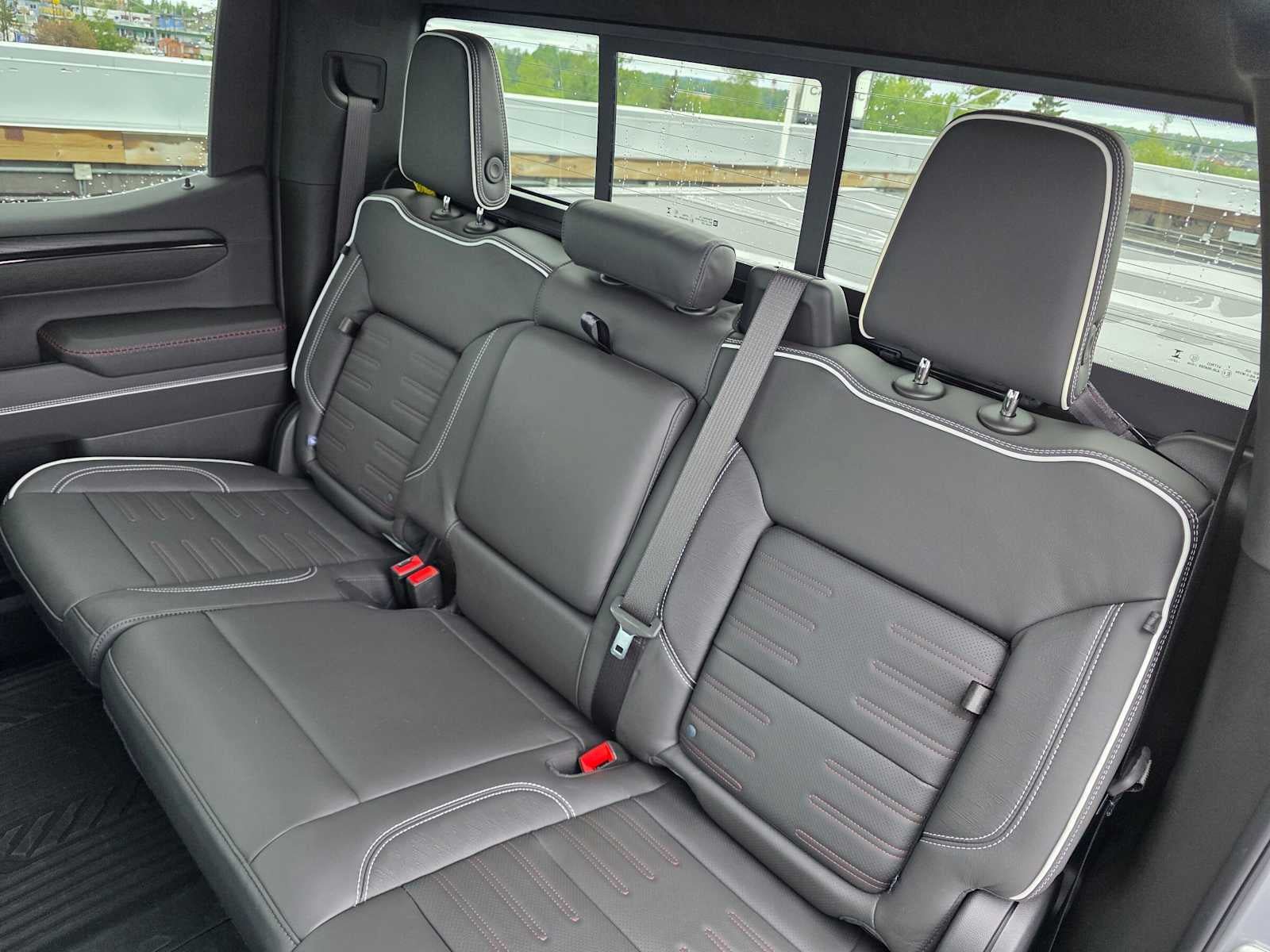 Certified 2024 GMC Sierra 1500 AT4X w/ AT4X AEV Edition AWD/4WD image 16
