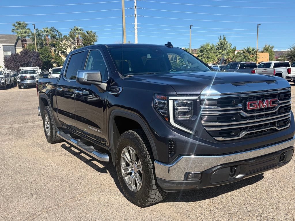 Used 2023 GMC Sierra 1500 SLT w/ X31 Off-Road Package AWD/4WD image 3