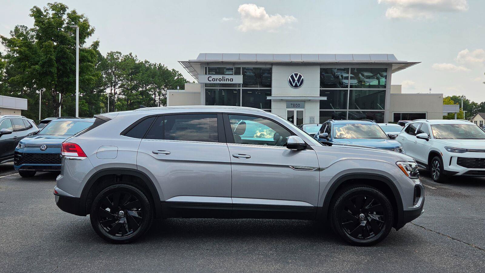 New 2026 Volkswagen Atlas Cross Sport SE AWD/4WD image 6