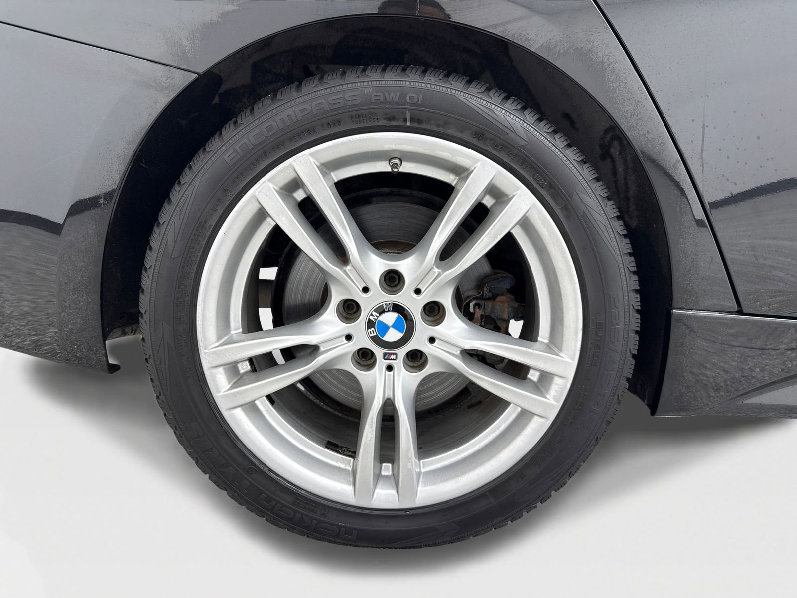 Used 2018 BMW 330i xDrive Sedan w/ M Sport Package AWD/4WD image 48