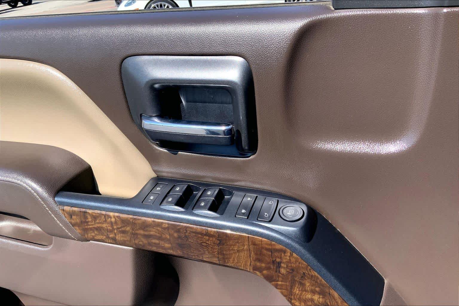 Used 2017 Chevrolet Silverado 1500 LT w/ Texas Edition RWD image 32
