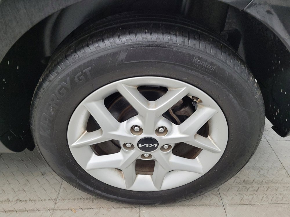 Used 2023 Kia Soul S image 31