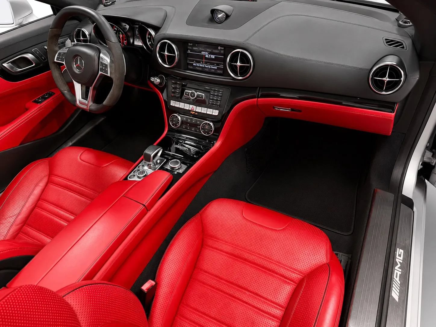 Used 2013 Mercedes-Benz SL 63 AMG w/ AMG Performance Pkg image 17