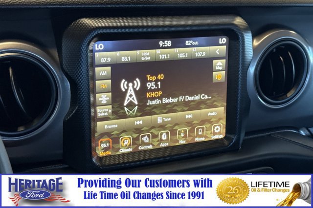 Used 2022 Jeep Gladiator Sport AWD/4WD image 17
