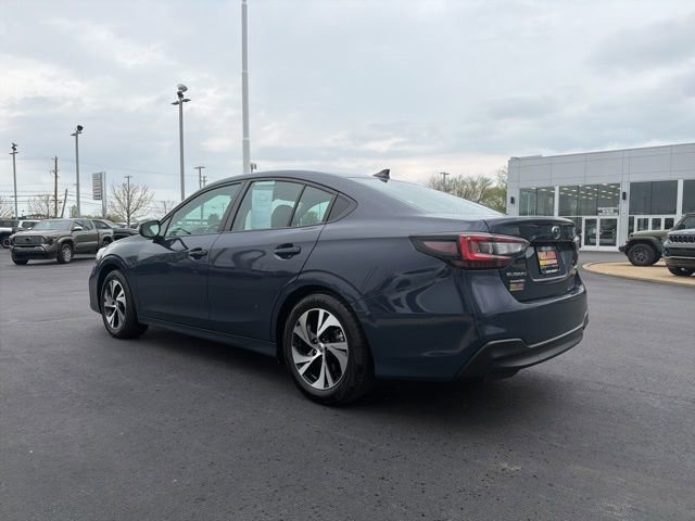 Used 2025 Subaru Legacy Premium AWD/4WD image 5