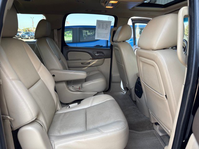 Used 2012 Chevrolet Suburban LTZ AWD/4WD image 30