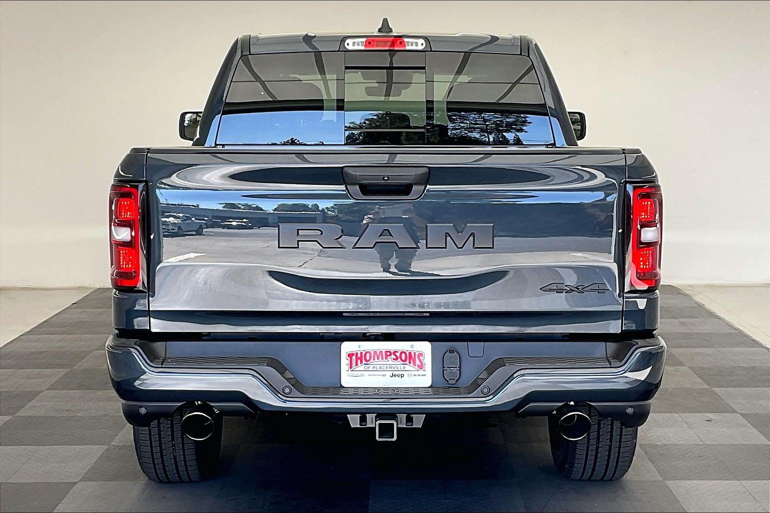 New 2026 RAM 1500 Express AWD/4WD image 3