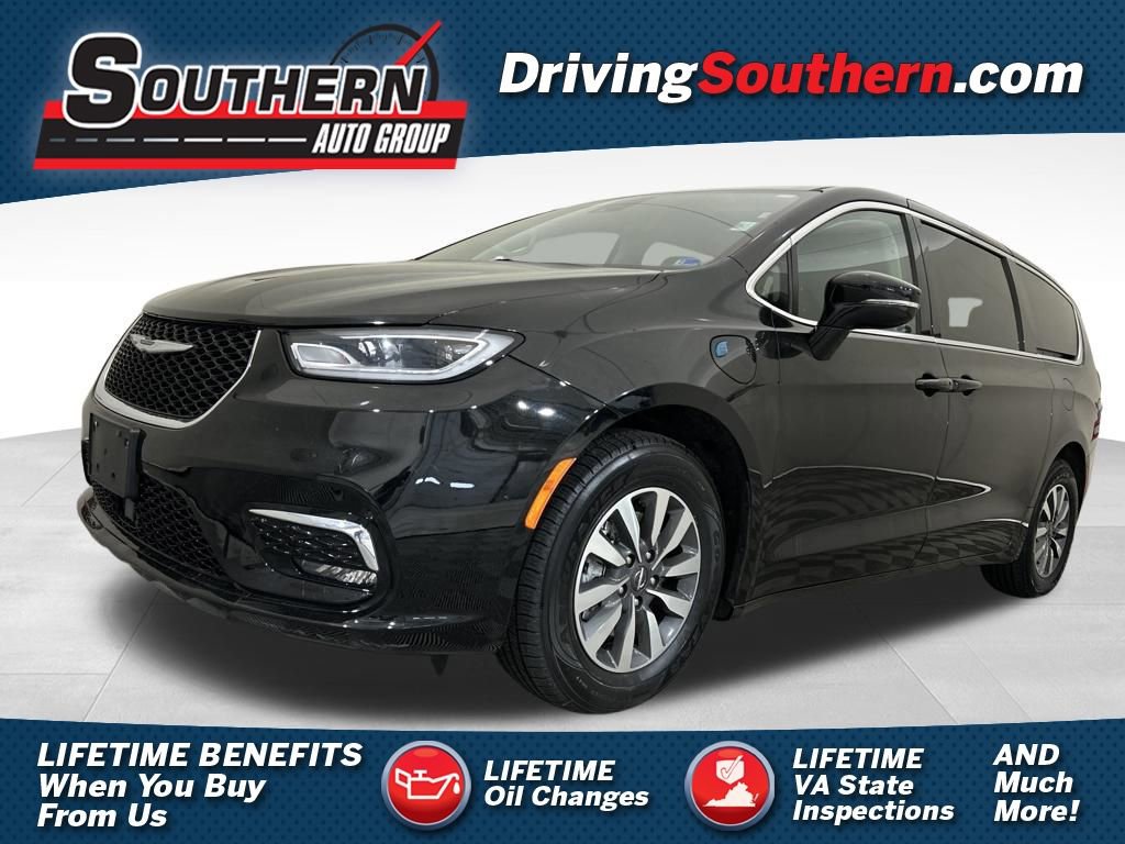 Used 2024 Chrysler Pacifica Limited