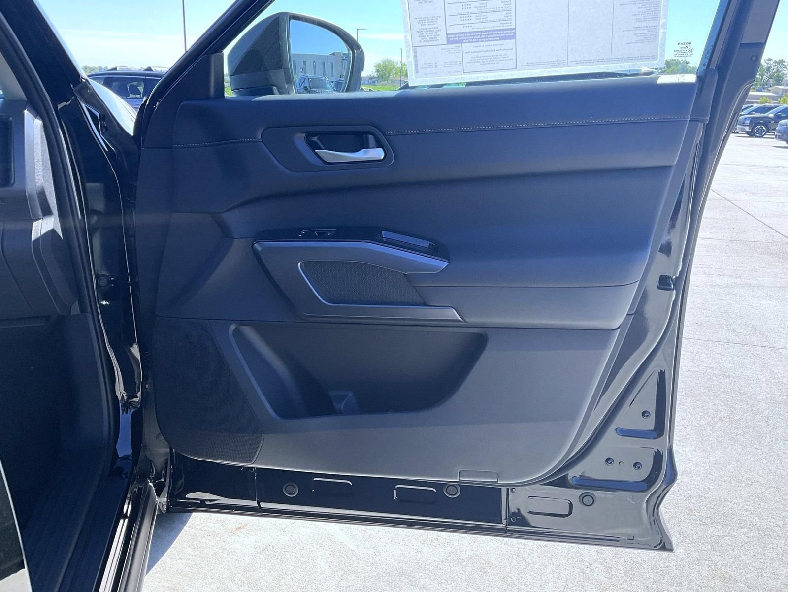 New 2026 Nissan Pathfinder SL AWD/4WD image 17
