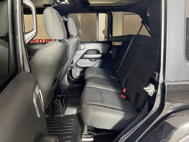 Used 2020 Jeep Wrangler Unlimited Sahara AWD/4WD image 24