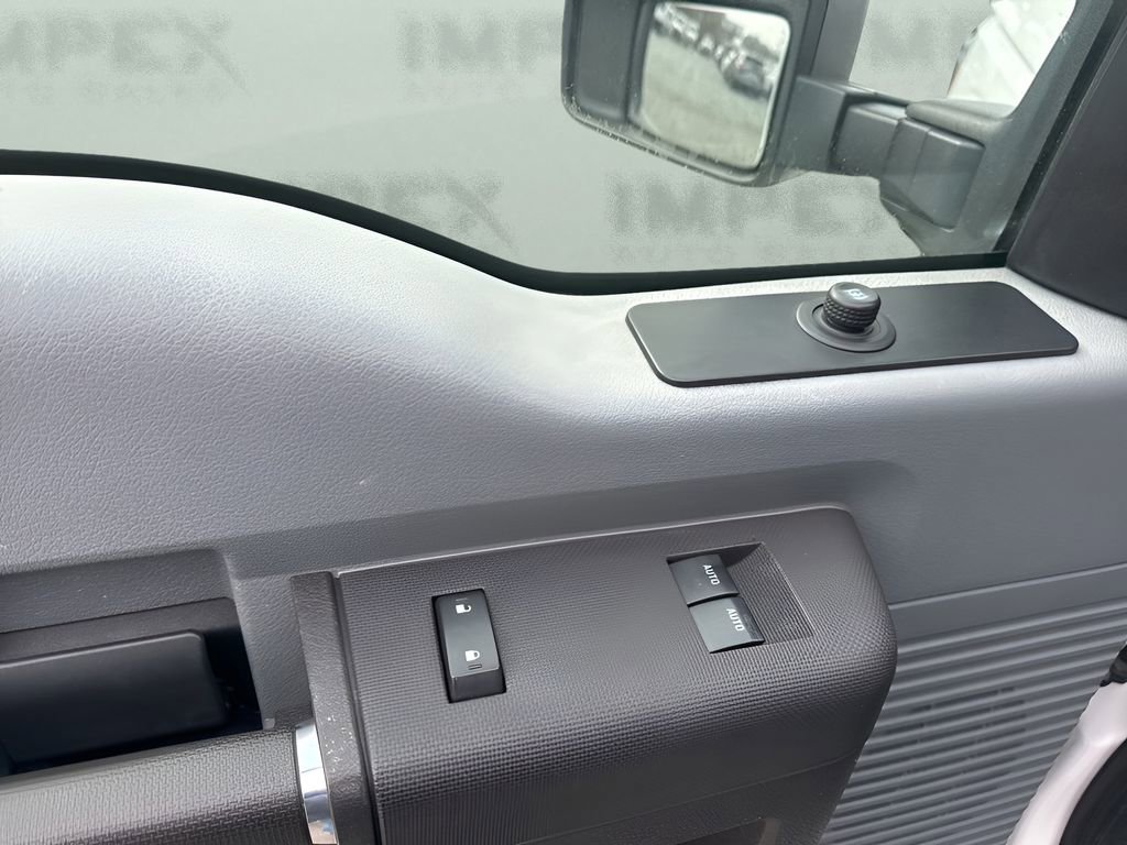 Used 2016 Ford F250 XL w/ Power Equipment Group image 19