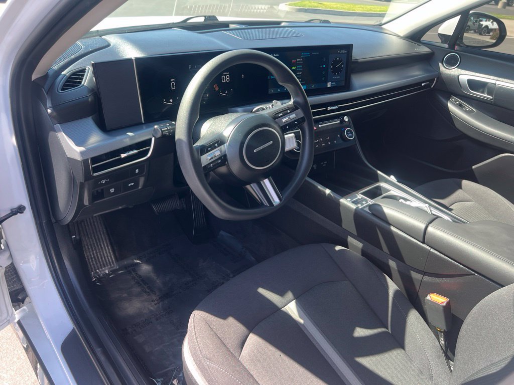 Used 2025 Hyundai Sonata SEL FWD image 22