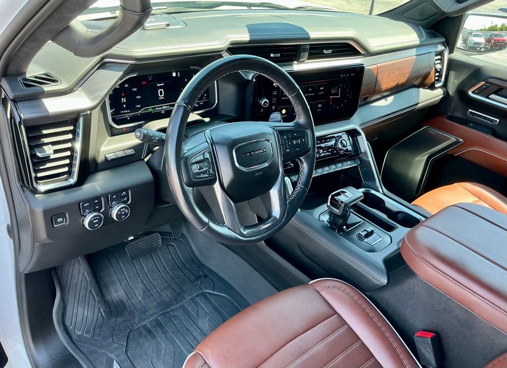 Used 2023 GMC Sierra 1500 Denali Ultimate AWD/4WD image 41