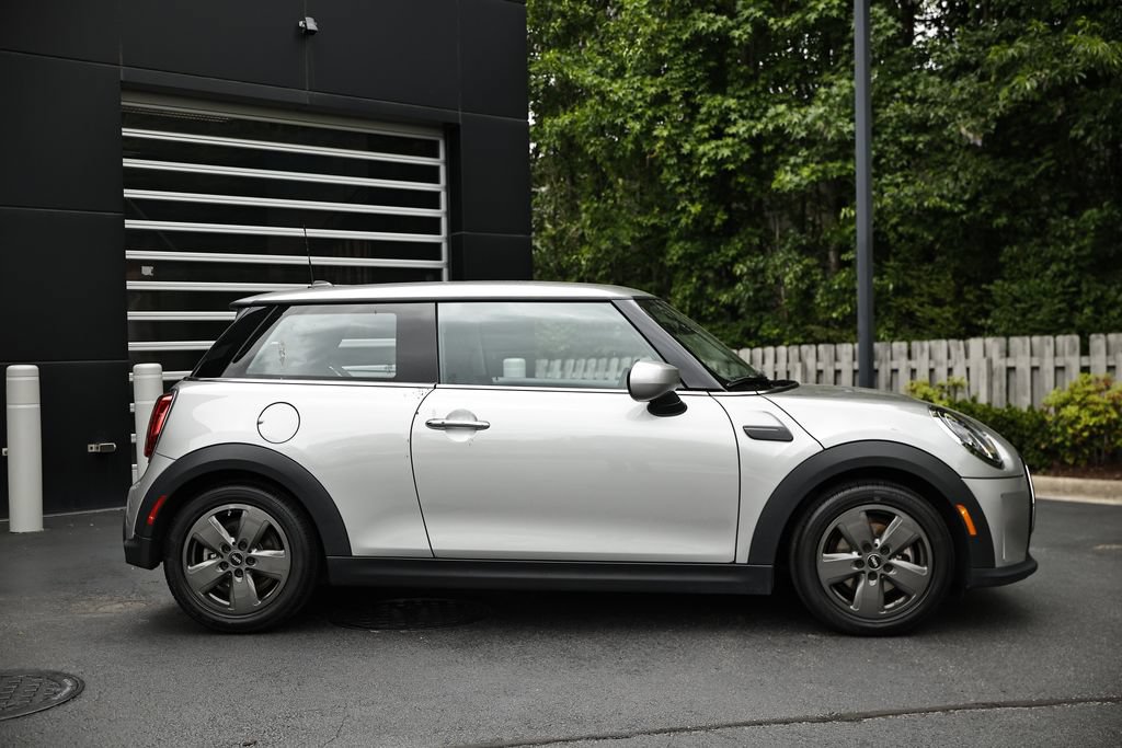 Used 2024 MINI Cooper 2-Door Hardtop FWD image 3