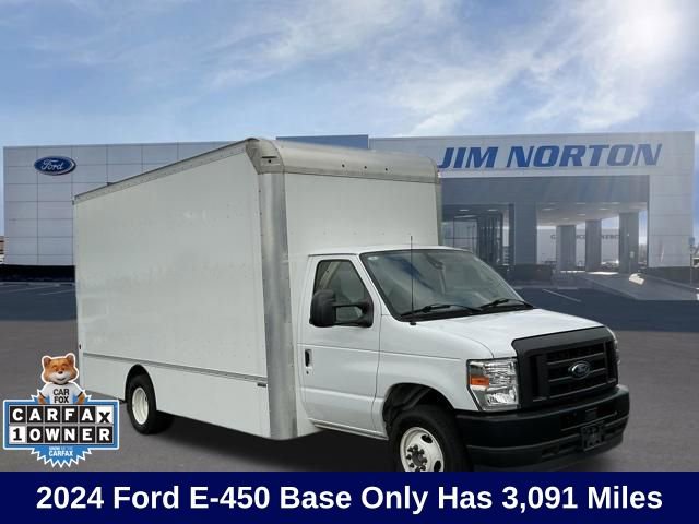 Used 2024 Ford E-450 and Econoline 450 Super Duty w/ Driver's Safety Package RWD image 1