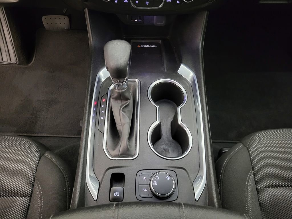 Used 2022 Chevrolet Traverse LT image 35