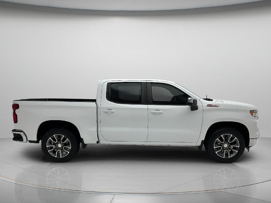 Used 2023 Chevrolet Silverado 1500 LT AWD/4WD image 4