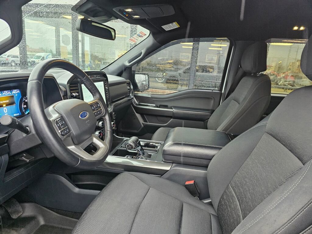 Used 2021 Ford F150 XLT w/ Equipment Group 302A High image 17