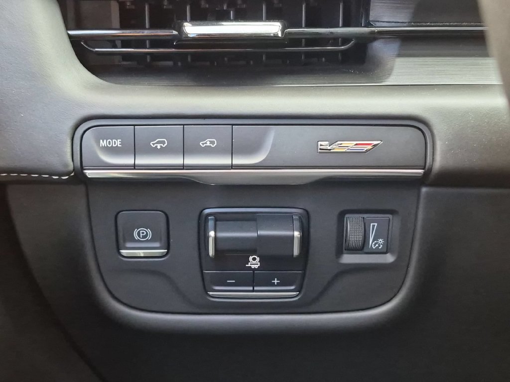 Certified 2023 Cadillac Escalade V AWD/4WD image 16